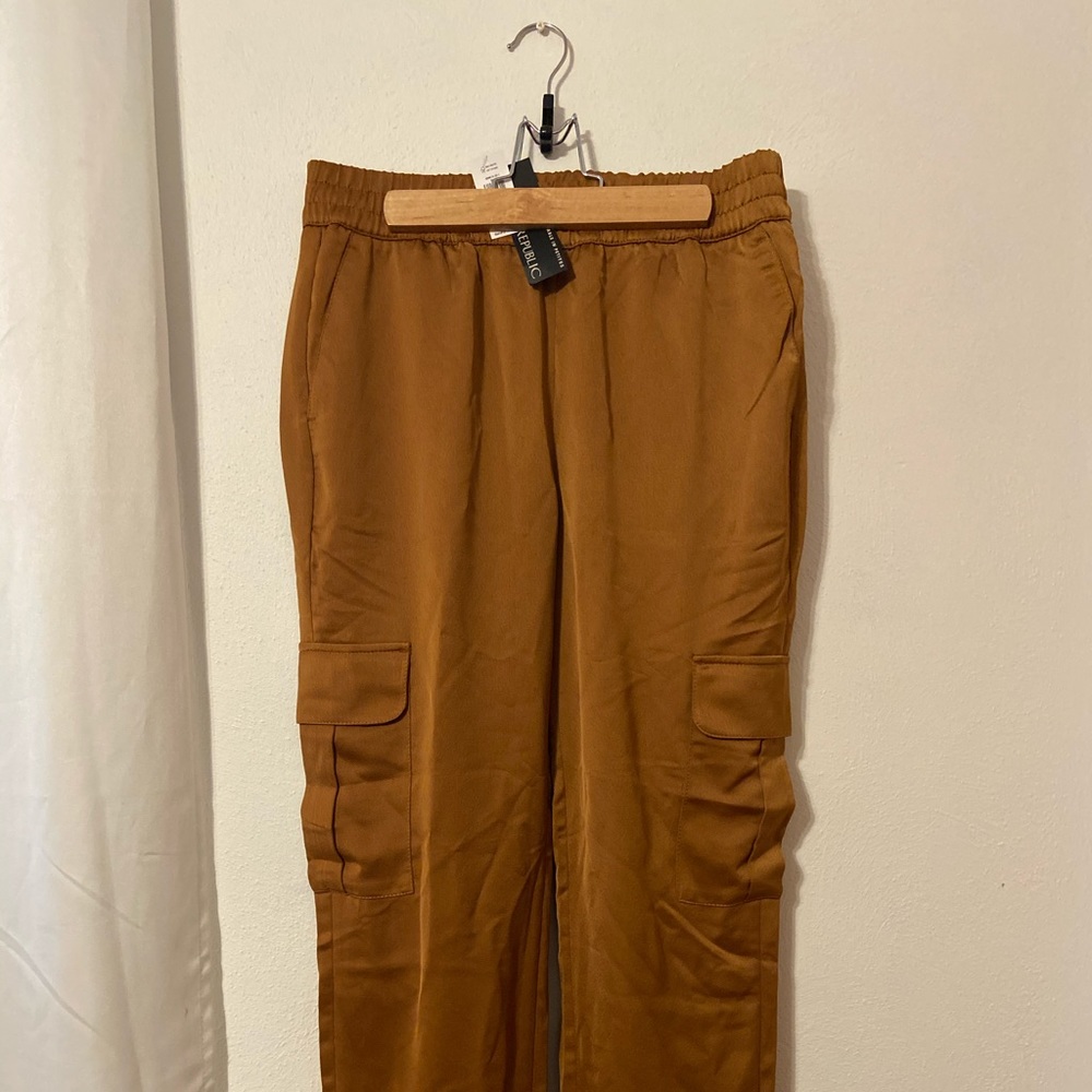 Banana Republic Jogger NWT